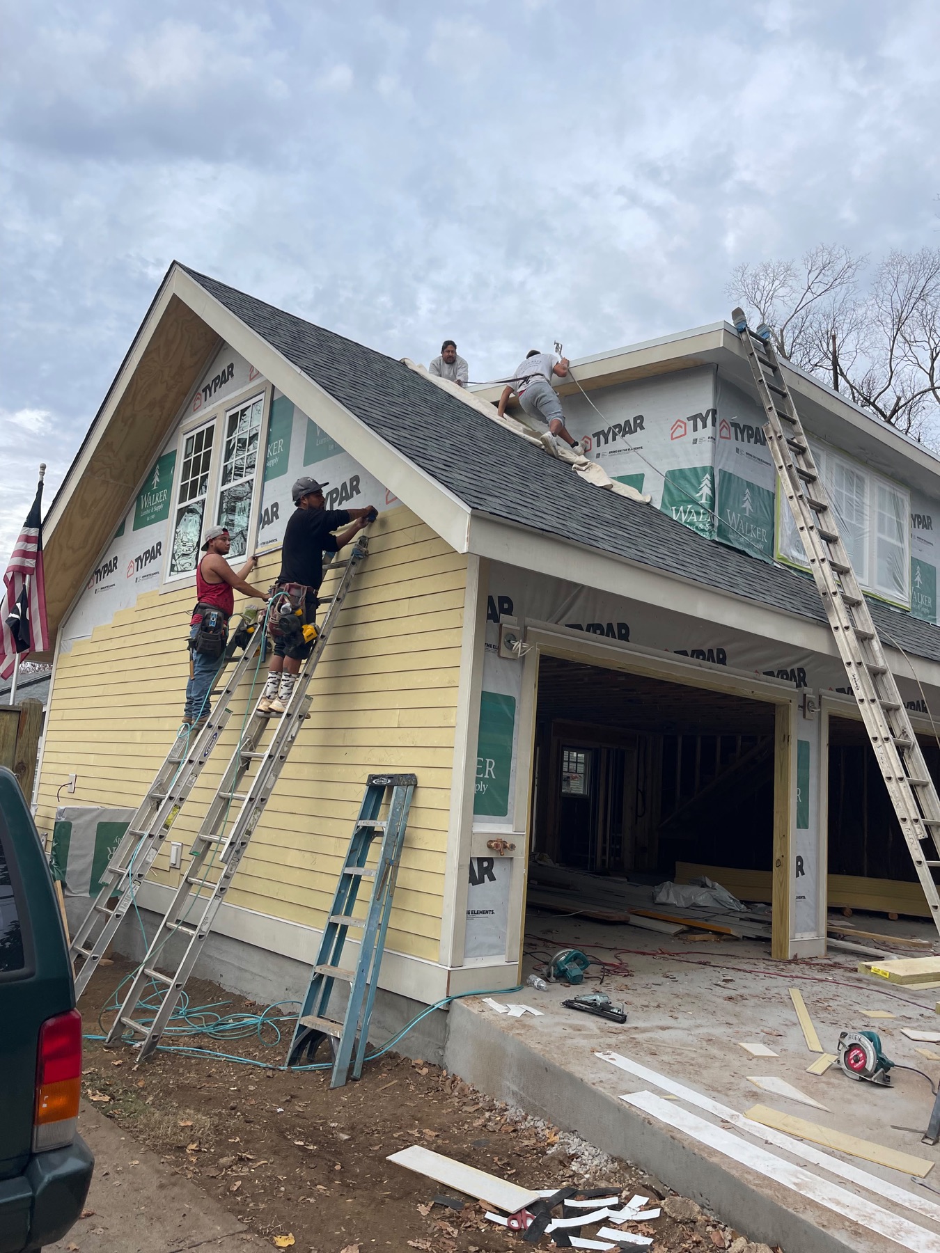 Siding installation crew